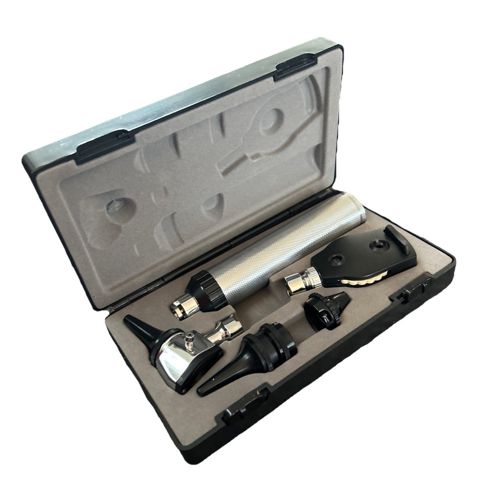 Otoscope NEW R.A. Bock Diagnostics! With Case