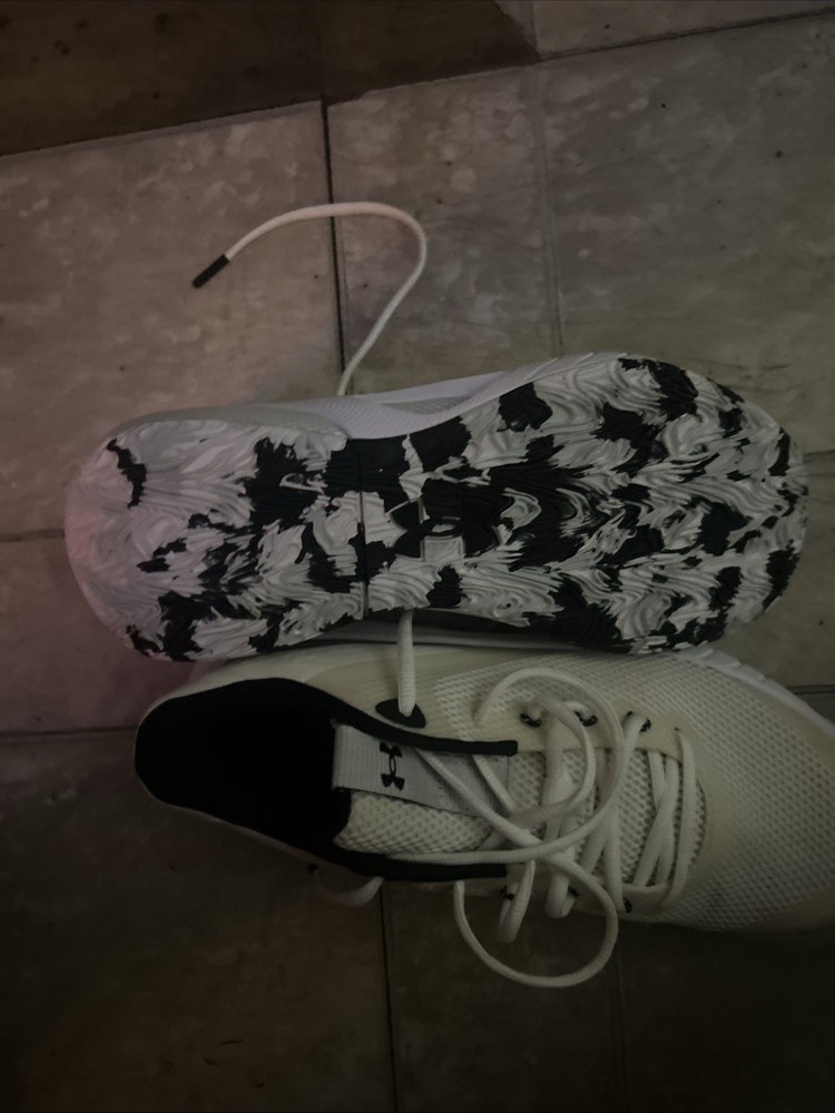 ￼ Body Armor White Size 11 ￼