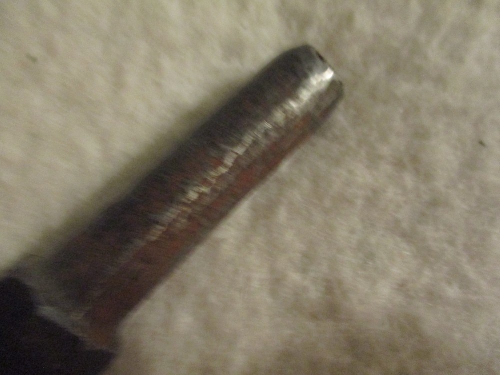 Pneumatic or electric hammer chisel used