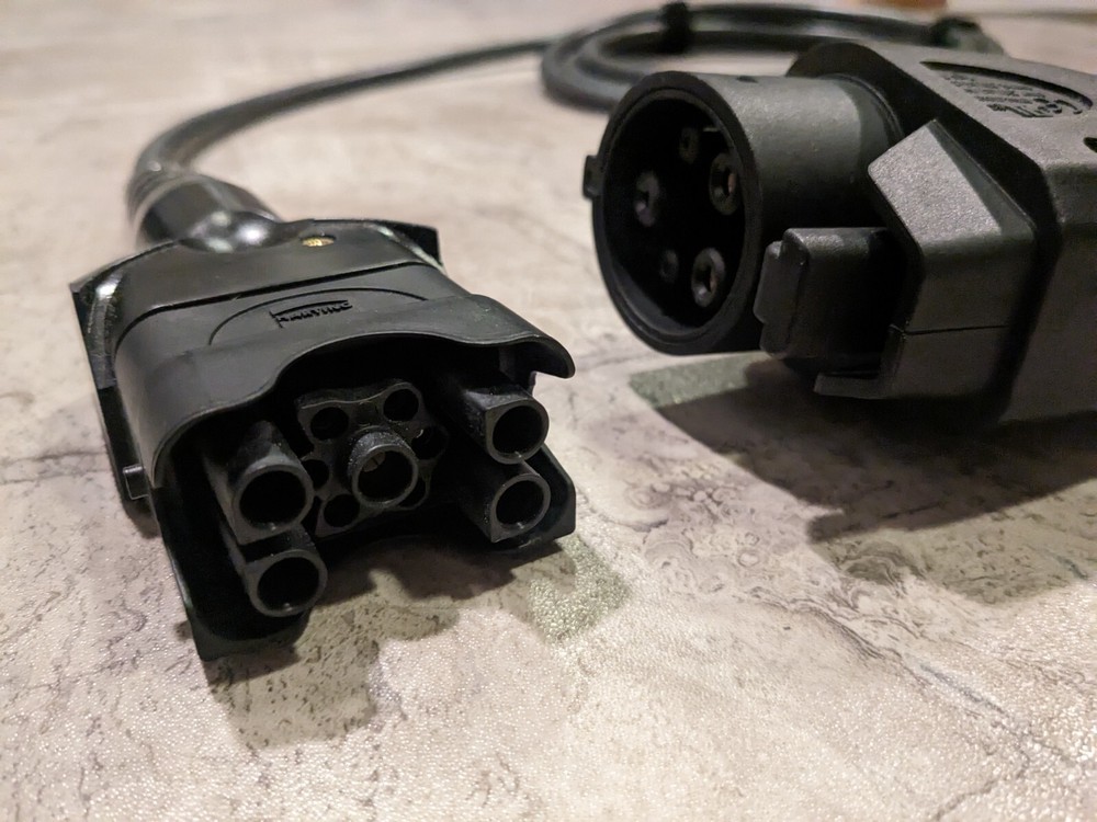 Audi Charge Cable (7PP971676AJ)