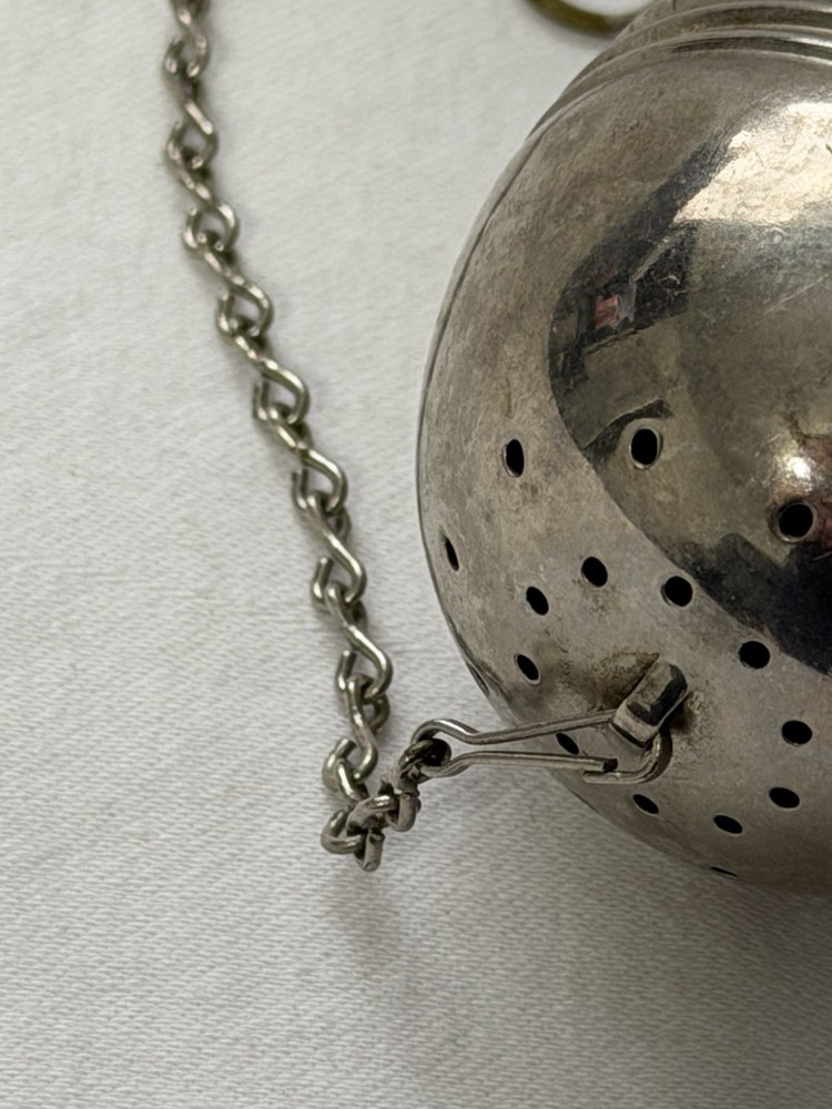 Vintage Acorn Chain Metal Tea Bag Strainer Diffuser