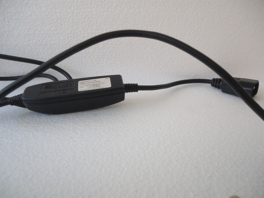 NETWORK VIKINX 2U CONTROL PANEL 32-ProS INCLUDING UNIVERSAL POWER SUPPLY