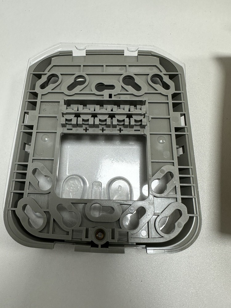 SYSTEM SENSOR P4WL WALL HORN STROBE (WHITE)