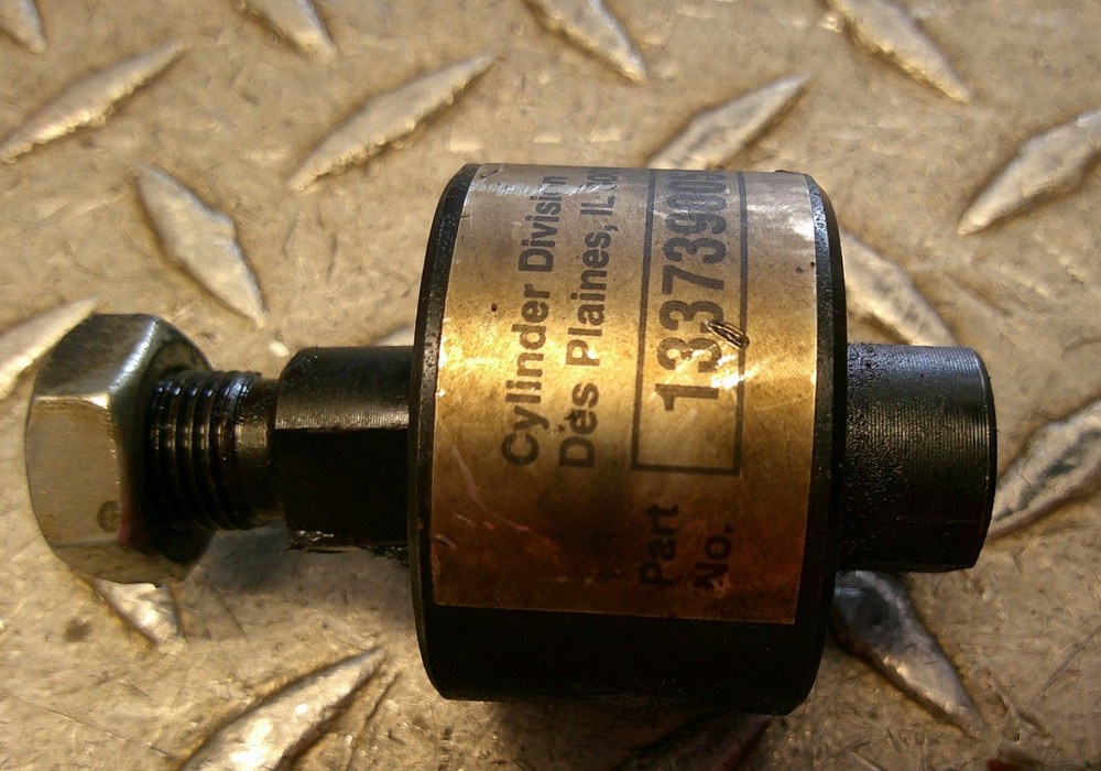 Parker Cylinder Division 1337390050 Alignment Coupler