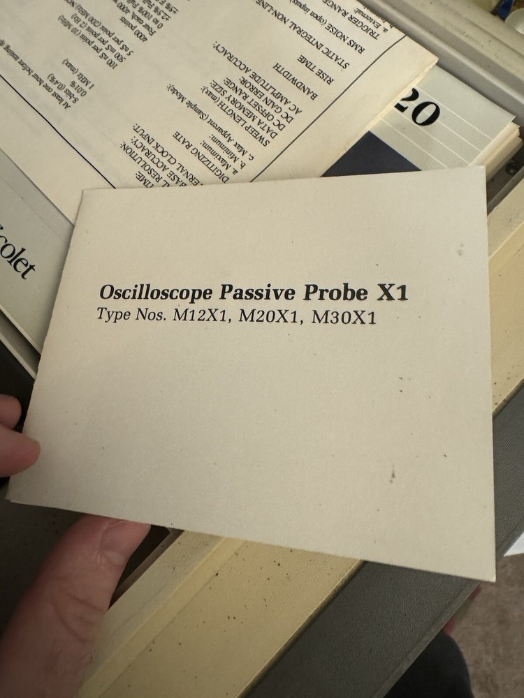 Nicolet Model NIC-320 Digital Oscilloscope