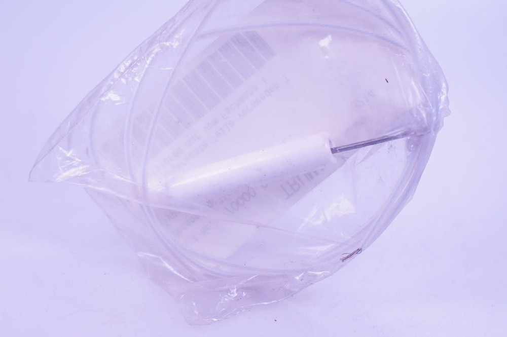 Truma 70000-01800 Spark Plug Complete for Boiler NEW, ORIGINAL PACKAGING