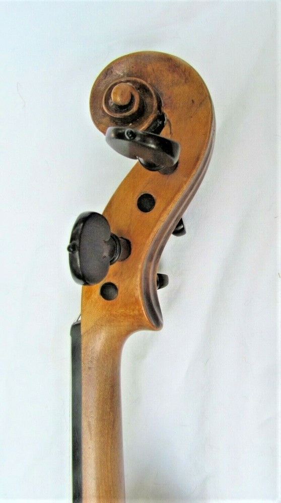 An antique 4/4 size German HOPF violin