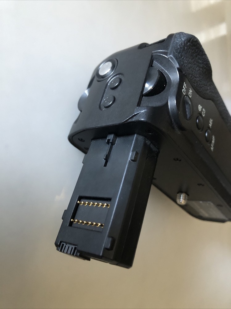 Neewer Battery Grip for Sony /A7R2
