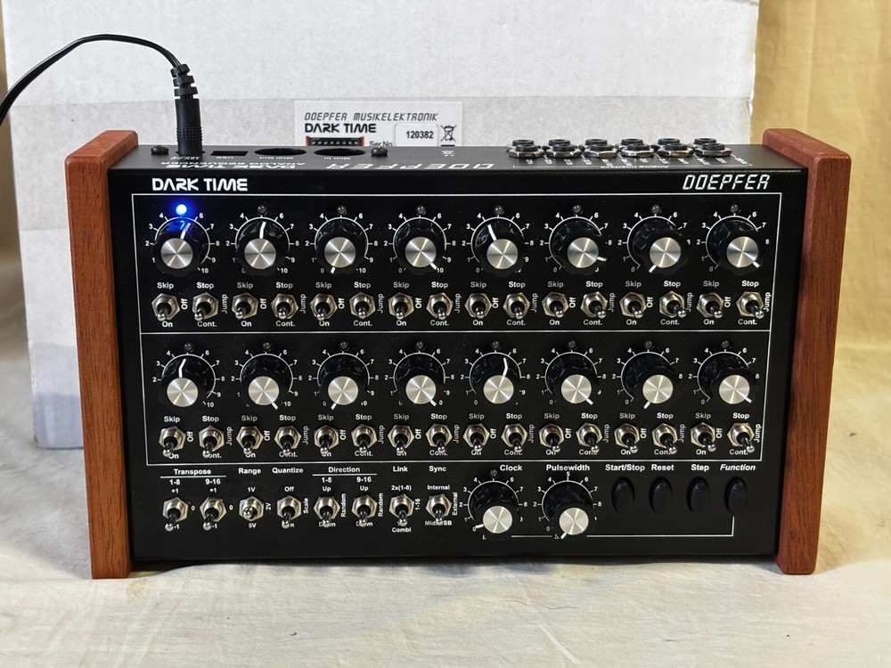Doepfer Dark Time sequencer w/ box