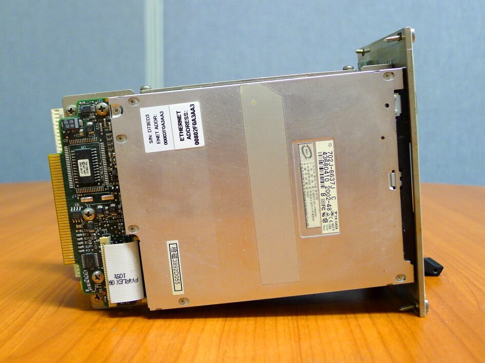 NI PXI-8716 Eembedded Controller