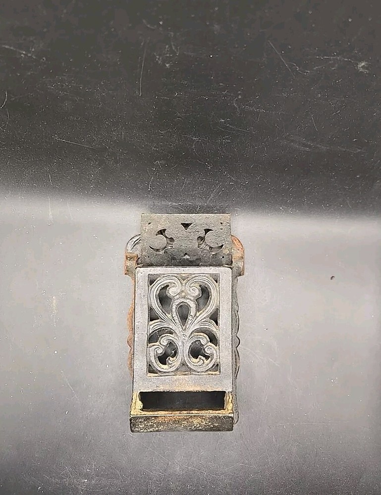 Cast Ironl Wall Mount Matchbox Holder Despenser