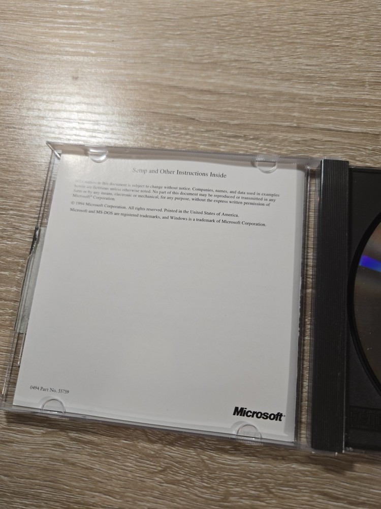 Microsoft Windows Dangerous Creatures Explore Endangered Wildlife CD With Manual
