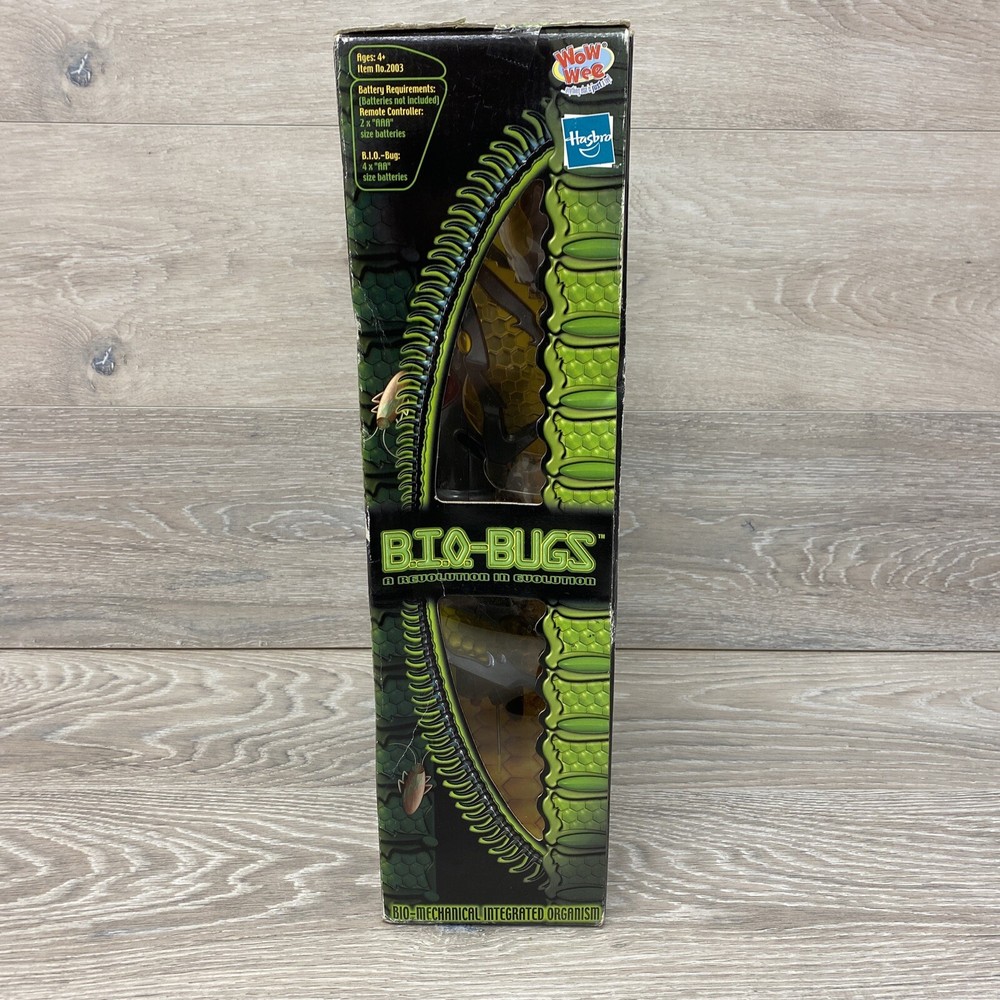 BIO Bugs ACCELERAIDER Remote Control R/C Bug Toy Robot Wow Wee 2003 NIB SEALED