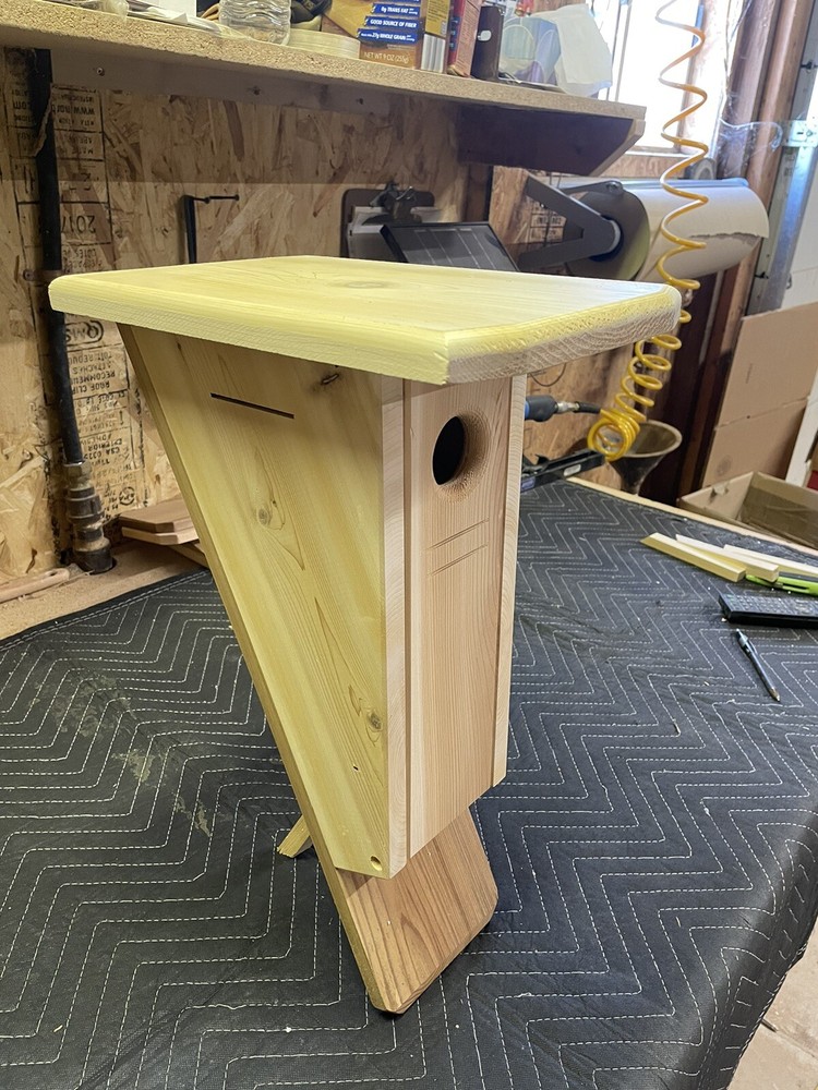 Bluebird nest box, Peterson Style (100% cedar)
