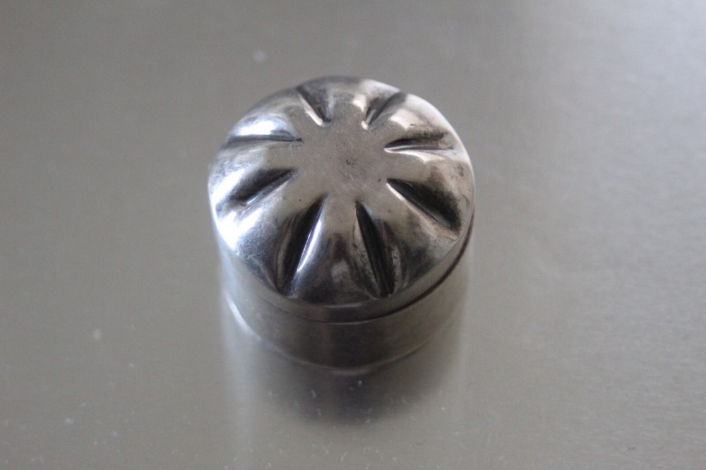 Extremely rare Taxco SIGNED PHP 1950s snuff pill box