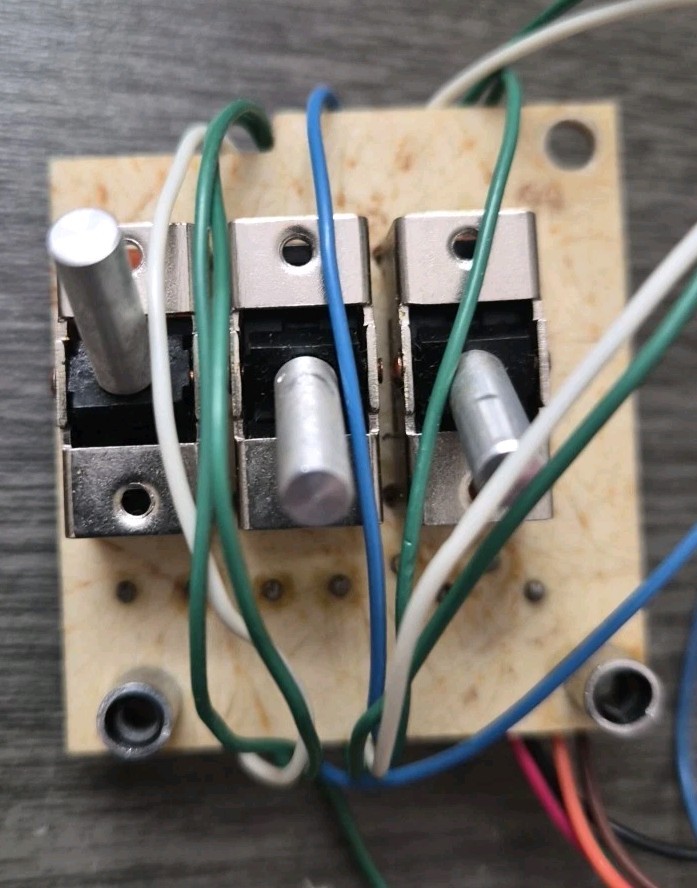 Ten Tec Delta 580 Front Panel Switches