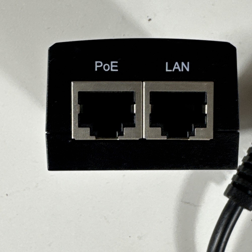 TP LINK T240060-2-PoE