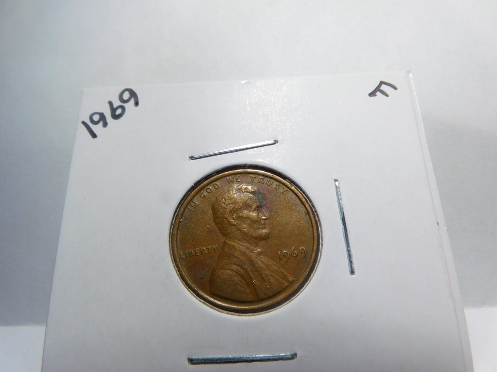 1969- Lincoln Memorial Cent Penny