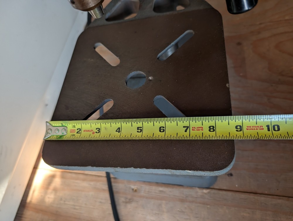 DAYTON 14" DRILL PRESS, Model 3Z305, work shop bench top