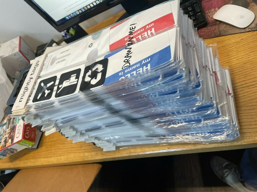 10x Mighty Tags Luggage Tags DYNOMIGHTY
