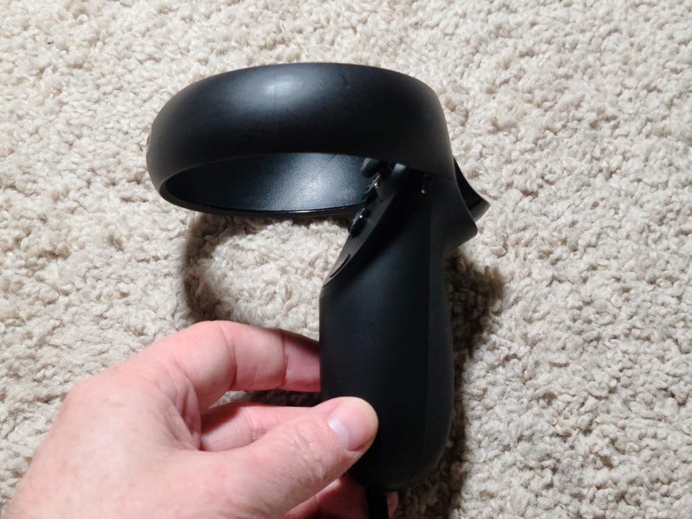 Genuine Oculus Quest 1 / Oculus Rift S Controller (RIGHT HAND ONLY MI-BR)