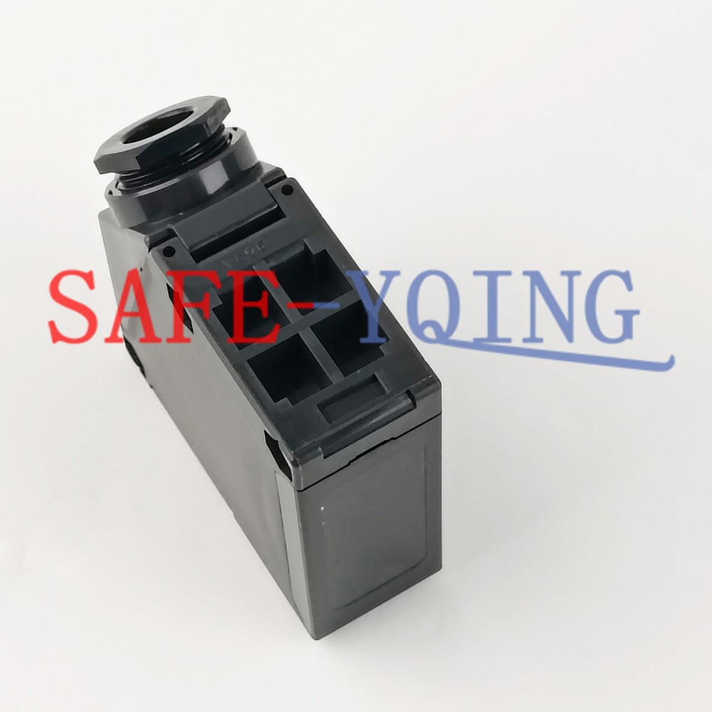1PCS New Panasonic EQ-511 photoelectric switch sensor