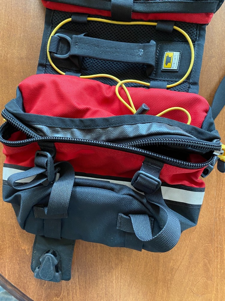 Pre-owned Mountainsmith small dog pack