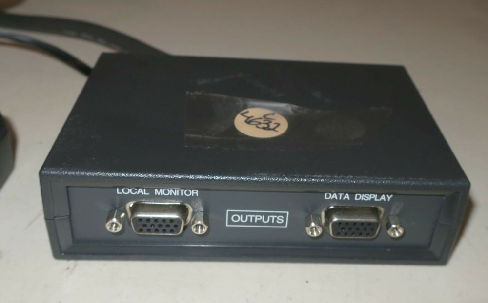 Extron P/2 DA2 Plus VGA Distribution Amplifier w Power Adapter