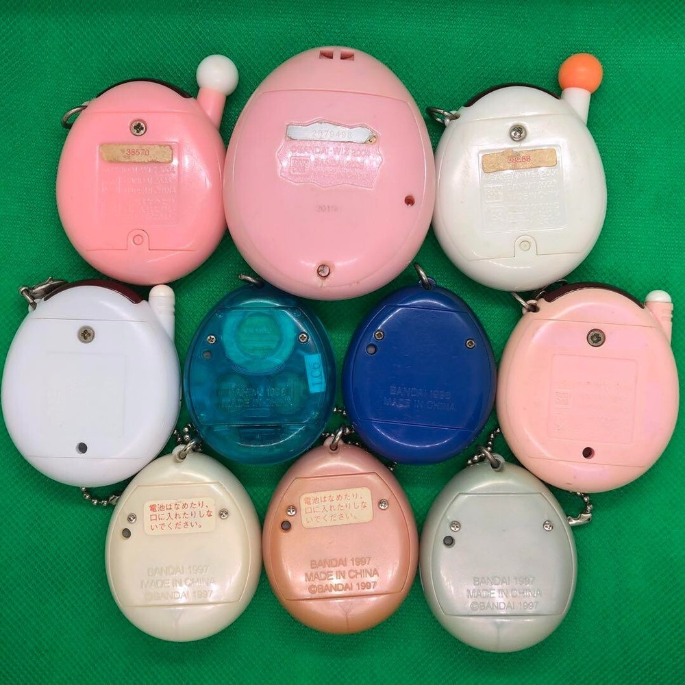 Bandai Tamagotchi 10 Set