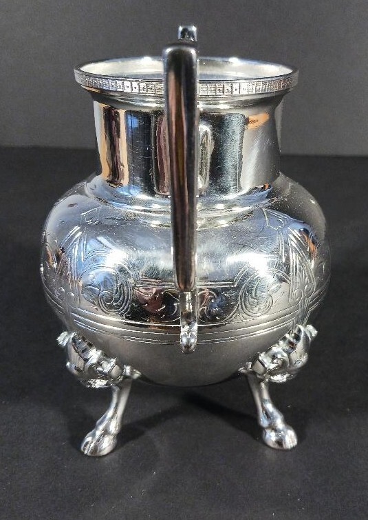Rogers Smith Sugar Bowl, silverplate, with silvercloth storage bag