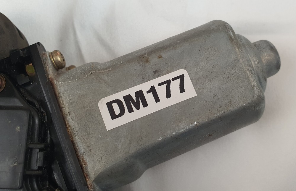 Lexus LS430 2001-2006 Power Window Motor Front Right side(Passenger side) Oem