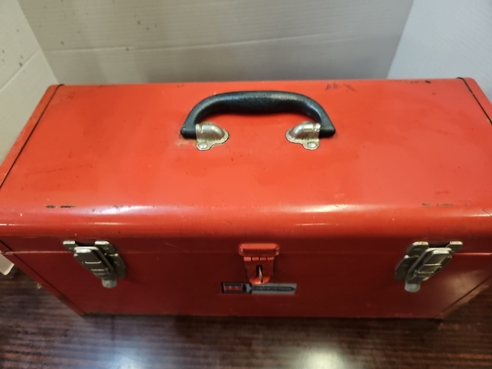 Vintage 20" Waterloo Industries Inc. Toolbox Hinges, Latches, Handle Work Great