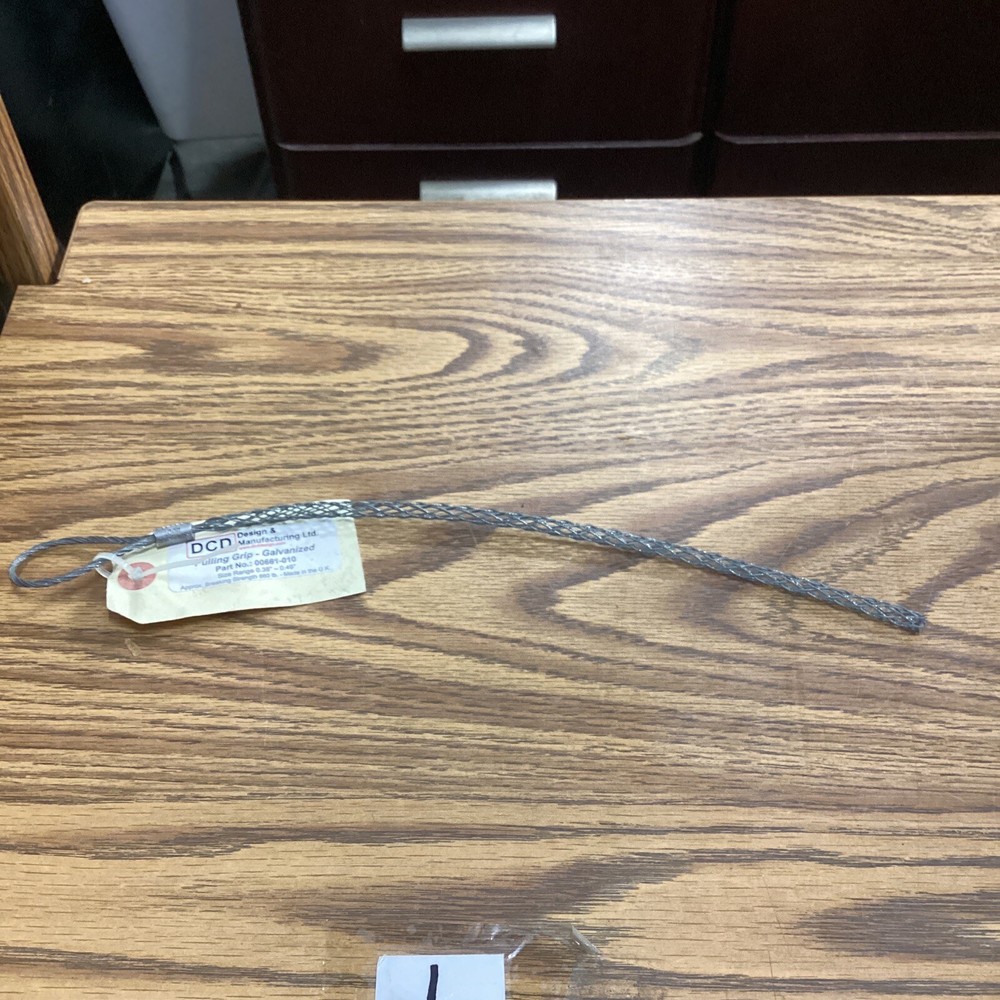 DCD Pulling Grip 00661-010 Size Range 0.38”-0.49” 14”