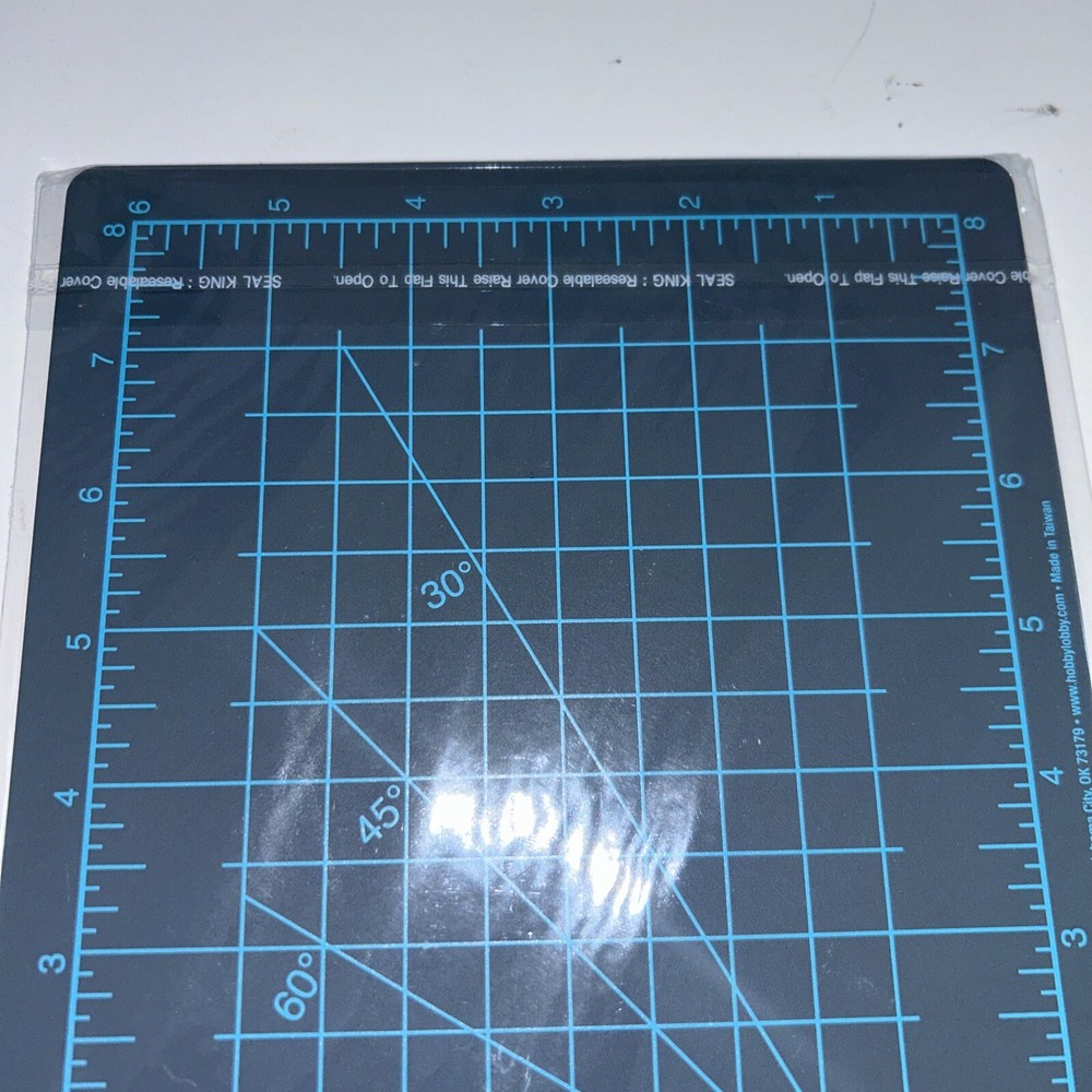 NWT SEWOLOGY SELF HEALING CUTTING MAT DOUBLE SIDED 6"×8"