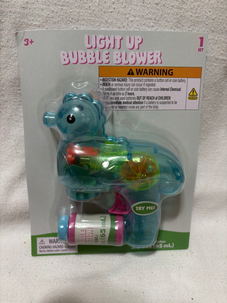 LIGHT UP BUBBLE BLOWER-SEAHORSE BLUE NEW