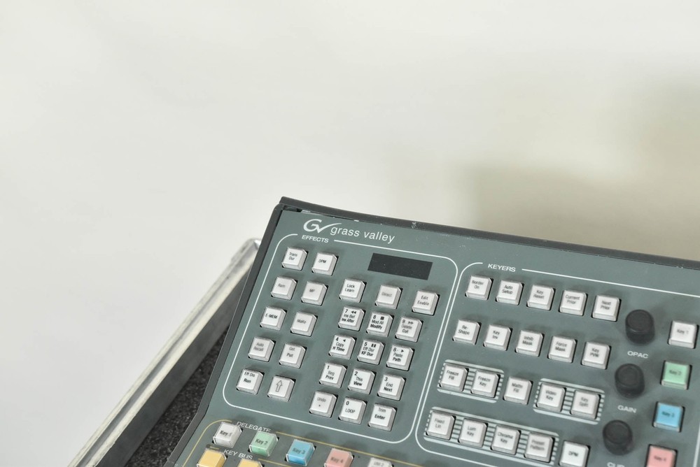 Grass Valley Kayak 2ME CP RC400 Control Panel with Case CG006EC