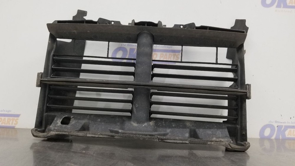 17 DODGE RAM 1500 5.7L AIR SHUTTER