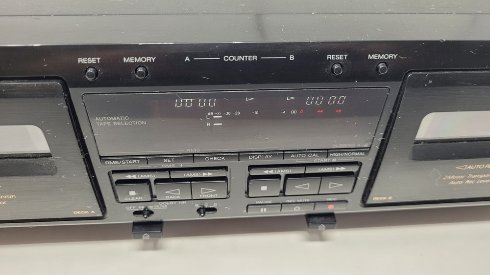 Sony TC-WE605S Dual Cassette Deck With Dolby Powers On