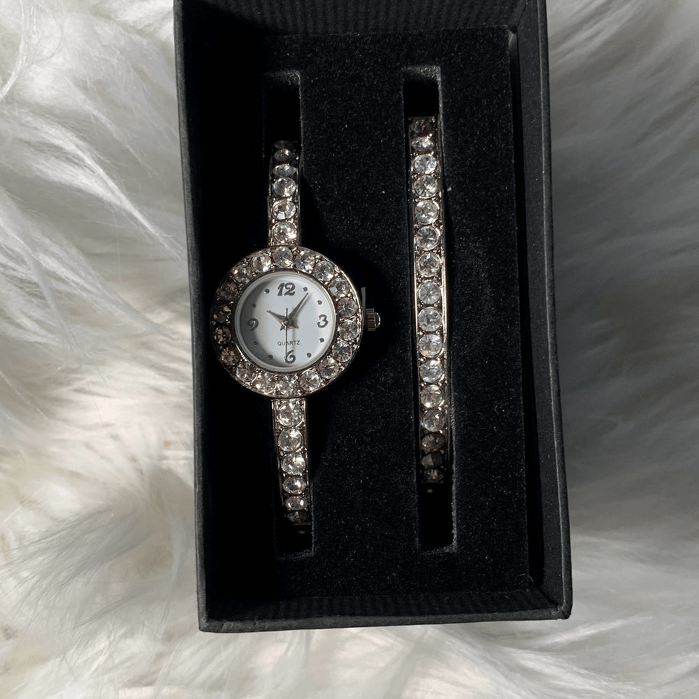 Gift watch set quartz diamonds bracelet