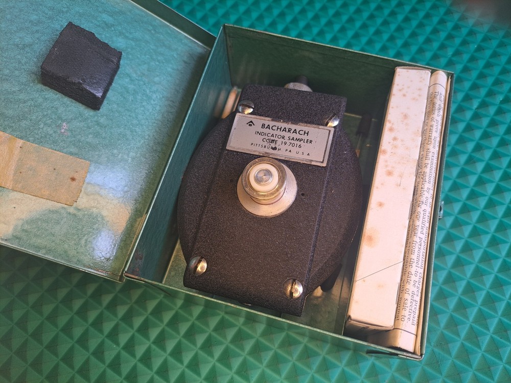 Vintage Bacharach Carbon Manoxide Analyzer Sampler Tester Indicator 19-7016