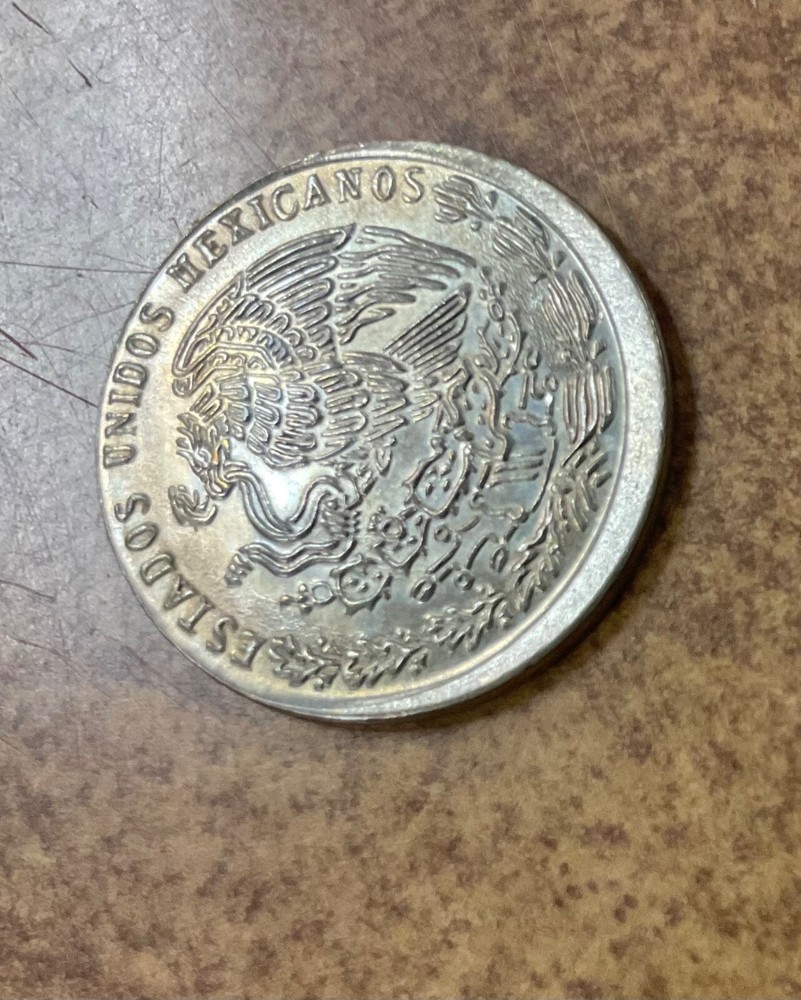 1975 MEXICO 20c. ERROR Off Center Strike