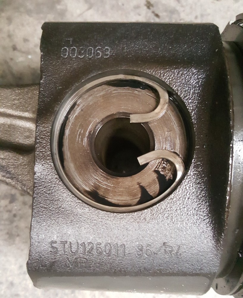 MAXXFORCE 13 ENGINE PISTON & CONNECTING ROD STU126011