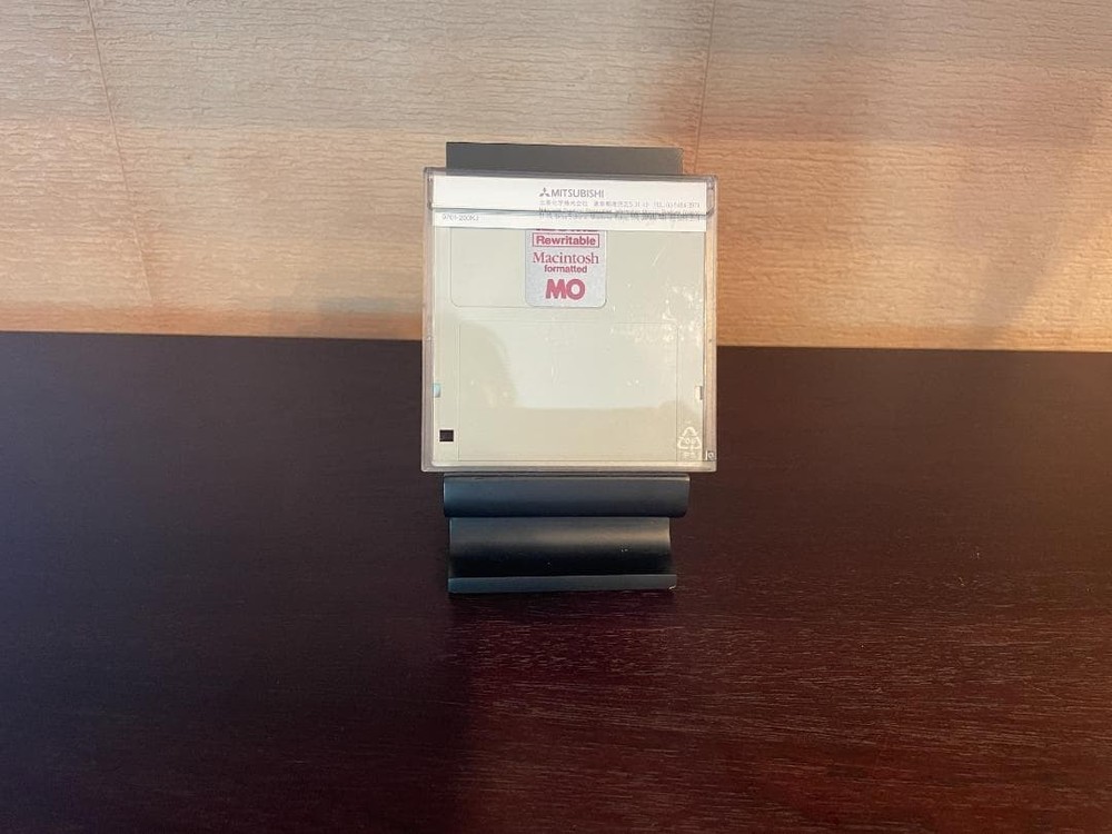 MITSUBISHI 3.5 Inch MO Disk 128MB Macintosh Format Single Disk Unused