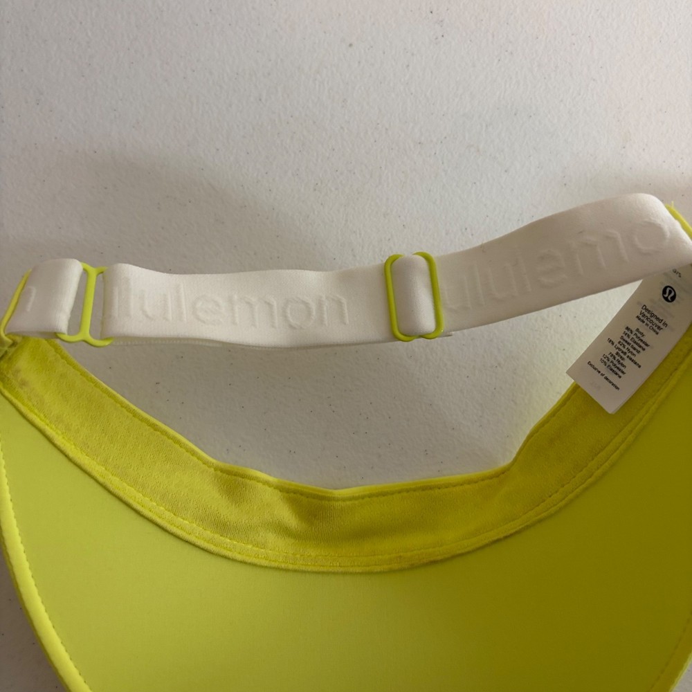 Lululemon Visor Hat Women's One Size Yellow Fast Paced Run Solid Lightweight