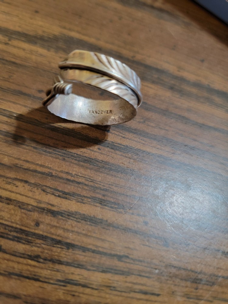 vandever Sterling Silver Adjustable Feather Open Thumb Ring