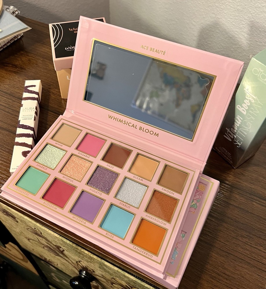Beauty Box- Makeup Lot
