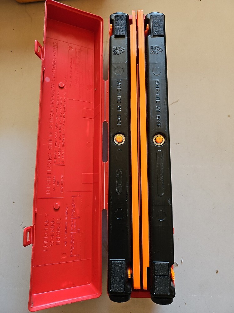 NEW SATE-LITE 711 Warning Triangle Kit FREE SHIPPING