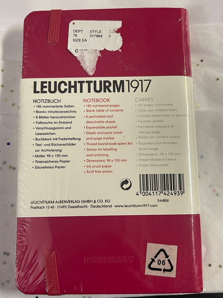 Leuchtturm1917 Notebook Hardcover - Plain - 185 Pages (Red)
