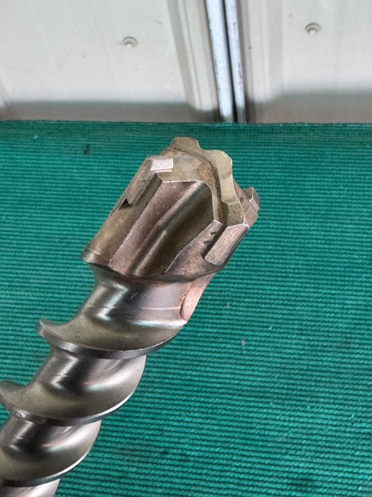 Bosch Germany 1-1/2"x23" Concrete Masonry SDS Drill Bit
