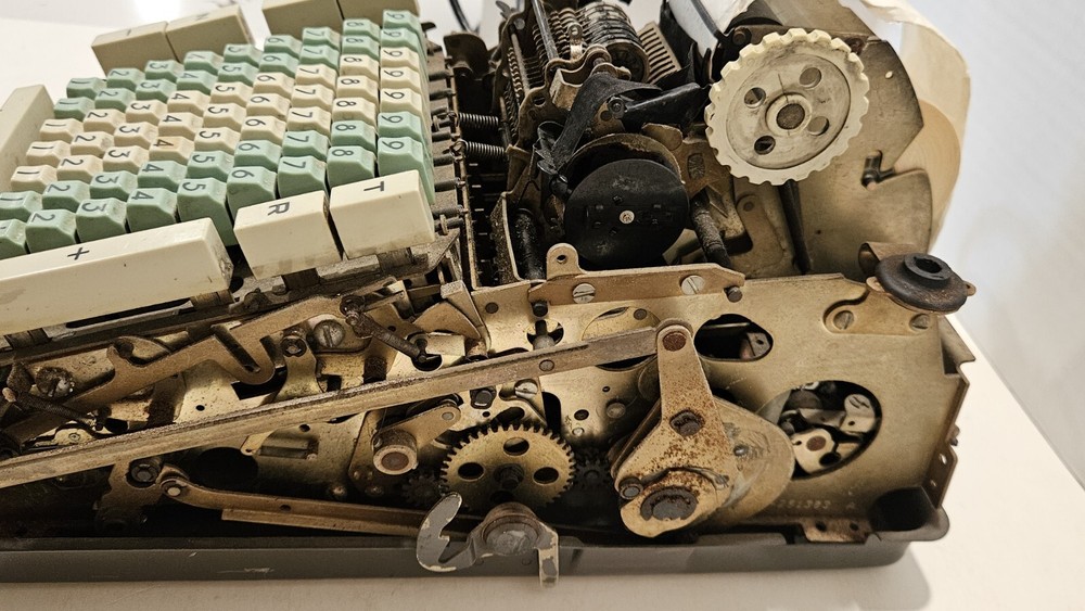 Vintage Remington Adding Machine